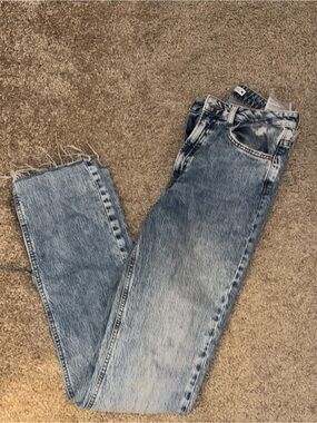 Zara Light Wash Straight Leg Jeans - Blue